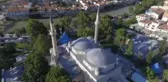 532 Yıllık Caminin Duvarlarını Kadın Nakkaşlar Renklendiriyor