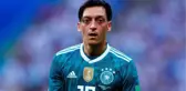 Türk Asıllı Alman Futbolcu Kerem Demirbay'dan Mesut Özil'e Destek: Saygı Duymalısınız