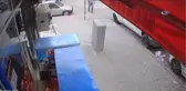 Engelli Çocukların Tek İletişim Aracını Çalan Hırsızlar Kamerada