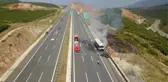Otoyolda Otobüs Alev Alev Yandı
