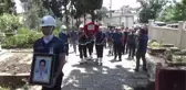 Boğulmak Üzereyken Kurtarılan Polis Hastanede Yaşamını Yitirdi