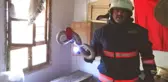 Evdeki Yılanı İtfaiye Çıkardı