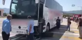 Yolcu Otobüsü ile Otomobil Çarpıştı: 2'si Ağır 3 Yaralı