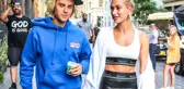 Dünyaca Ünlü Yıldız Justın Bieber Nişanlısı Hailey Baldwain'i Öpmeye Doyamadı