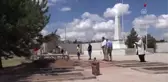 Şehit Anne ve Bebeğin Mezarlarına Ziyaretler Sürüyor