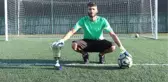 Amatör Ligde Oynayan Kaleci, Parası Ödenmeyince Kulübün Kupasına El Koydu