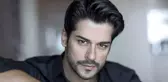 Burak Özçivit, 