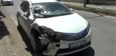 Otomobil Kamyonete Çarptı; 1 Yaralı