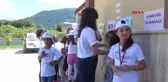 Ordu Mevsimlik Fındık İşçileri Bahçede, Çocukları Yaz Okulunda Hd 2