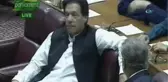Eski Kriket Yıldızı İmran Khan Pakistan Başbakanı Seçildi