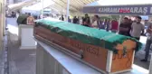 Kahramanmaraş Bingöl'deki Katliam Gibi Kazada Ölenler Toprağa Verildi Hd