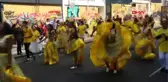 Avrupa'nın En Büyük Sokak Festivali Notting Hill Karnavalı Sürüyor