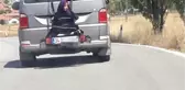 Genç Kızın Hareket Eden Minibüsün Arkasına Yük Gibi Bağlanması Tepki Çekti