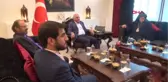 Van Akdamar'daki Ayin Öncesi Başepiskopos Ateşyan'dan, Valiye Ziyaret