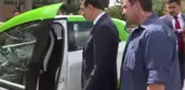 Bakan Dönmez, Yüzde 100 Elektrikle Çalışan Aracı Denedi