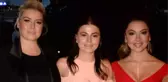 Hadise ve Ablası Hülya Açıkgöz Sosyal Medyada Birbirine Girdi