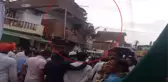 Balkon Kalabalığın Üzerine Çöktü: 17 Yaralı