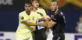 Yorumcu Abdülkerim Durmaz Fenerbahçe'nin Stoperlerini Eleştirdi: Reyes ve Neustadter Evine Hırsız Girse Tutamaz