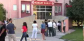 Kocaeli Babanın, Oğluna Pantolon Alamadığı İçin İntihar Ettiğini Yazan Gazeteci ile Muhtar Serbest...