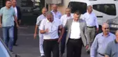 Benzinle Kendisini Yakmak İsteyen İşçiyi, Müdürü Vazgeçirdi