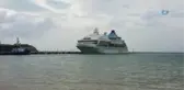 Fırtına Yön Değiştirdi, Gemi Kuşadası'na Yanaştı