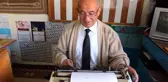 Daktilosuyla Arzuhalcilik Mesleğini Yaşatıyor