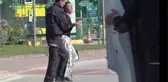 Caddeye Sarhoş İnen Kadın, Polislere Sevgilisini Arattı