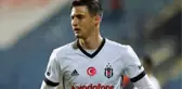 Juventus, Beşiktaş'ın Gönderdiği Mitrovic'i 20 Milyon Euroya Alıyor
