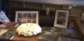 Ara Güler, Kafe Ara'da Çiçeklerle Anıldı