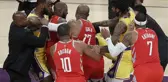 NBA'de Lakers-Rockets Maçında Kavga Çıktı