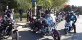 Yüzlerce Motosikletliden Cumhuriyet Korteji