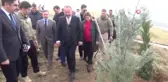 Öğrenciler Fidanları Toprakla Buluşturdu