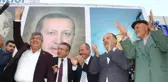 40 yıldır CHP'li olan Başkan'ın İstifa Edip, AK Parti'den Aday Olması Miting Havasında Kutlandı