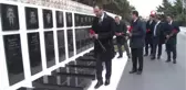 Bakan Kasapoğlu Azerbaycan'da- Gençlik ve Spor Bakanı Kasapoğlu Azerbaycan ve Türk Şehitliği'ni...