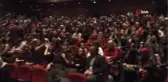 Gökhan Kırdar Yeni Şarkılarını İlk Defa Üsküdar'da Söyledi