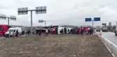 Otobüs ile Kamyon Çarpıştı: 17 Yaralı