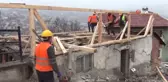Evinin Çatısı Kullanılamaz Halde Olan Yaşlı Kadına Belediye Sahip Çıktı