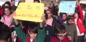 Öğrenciler, Öğretmenleri İçin Fidan Dikti