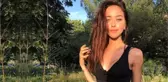 Zeynep Alkan, Dekolteli Paylaşımıyla Takipçilerini Büyüledi