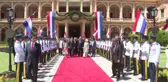 Cumhurbaşkanı Erdoğan Paraguay'da Yaşayan Türklerle Bir Araya Geldi