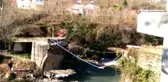 Köprü Yıkıldı, Ulaşımları Kesildi...ihtiyaçlarını Karşılamak İçin Kendilerince Yöntemler Buldular
