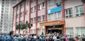 Veliler, Okuldaki Bitmeyen Tadilattan ve Uzun Tuvalet Kuyruklarından Şikayetçi