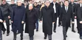 Abdullah Gül, Ahmet Davutoğlu ve Ali Babacan Cenaze Törenine Bir Araya Geldi