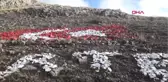 Malatya-Şehit Olan 9 Akrabası İçin Beydağı'na Dev Türk Bayrağı Yaptı
