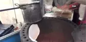 Suriyeliler Tandır Ekmeği Geleneğini Türkiye'de Devam Ettiriyor