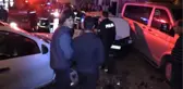 Cip ile Otomobil Çarpıştı: 3 Yaralı