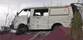 Amasya Hurdaya Vermeye Gönlü Razı Olmadı, Minibüsünü Ofisin Çatısına Koydu