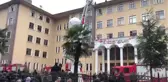 Ders Sırasında Okulun Çatısı Yandı