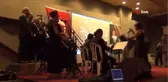 Kırık Bir Aşk Hikayesi ile Müthis Konser