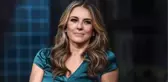 53 Yaşındaki Ünlü Oyuncu Elizabeth Hurley, Derin Dekoltesiyle Göz Kamaştırdı